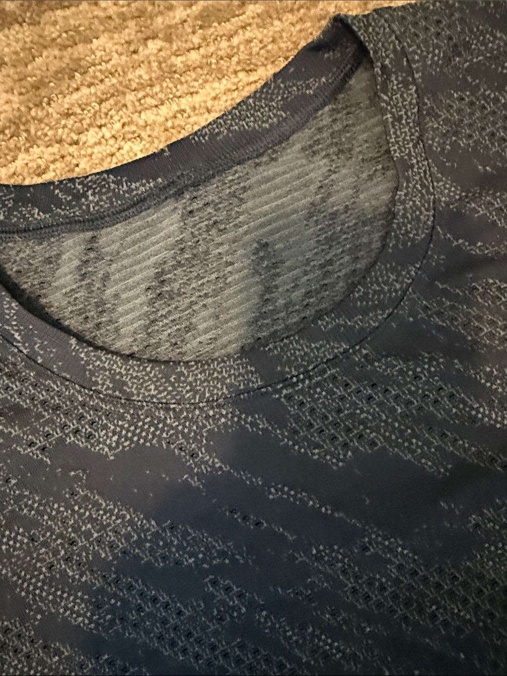 Lululemon Running tee - Picture 2 of 4